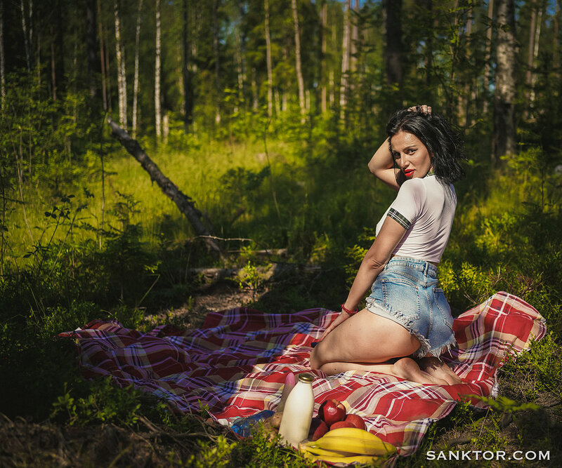 Лариса, 22
